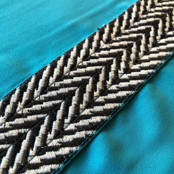 THML Turquoise Tank - Picture 4 of 7